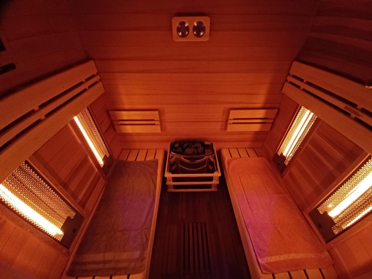 Готель Gite Et Spa Au Secret Du Bonheur Pouilly-sur-Serre Екстер'єр фото